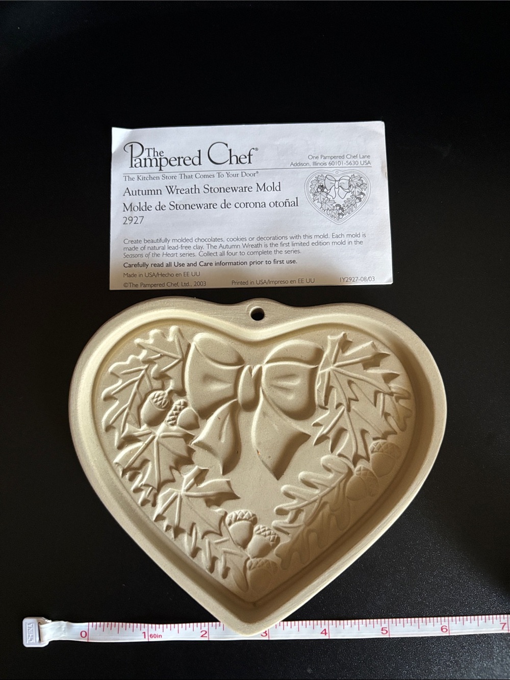 The Pampered Chef Beige Heart Autumn Wreath Stoneware Mold